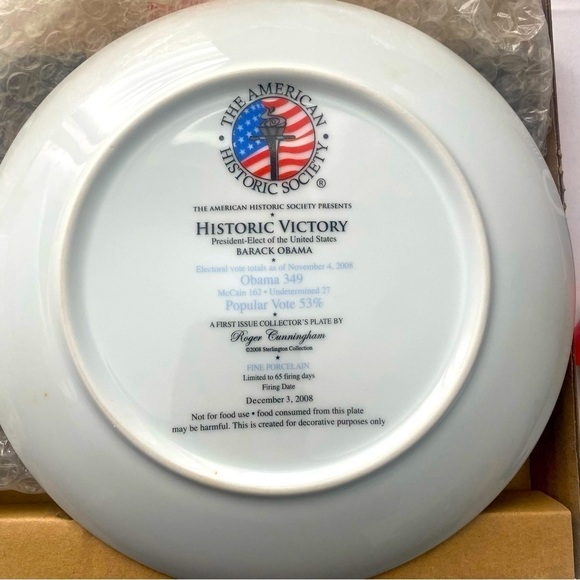 Historic Victory Barack Obama Collectible Plate 22K Gold Rim Limited Edition NIB - Picture 2 of 3